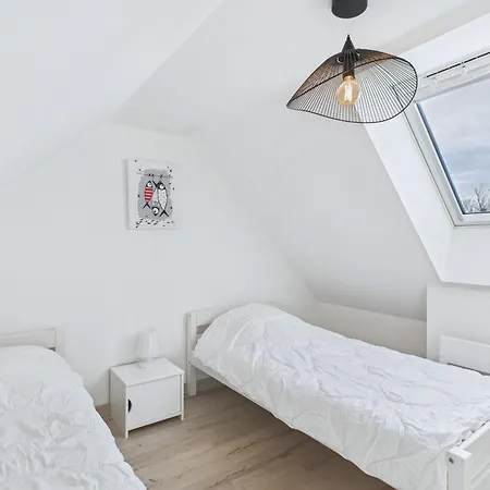 Avec Grand Jardin Pour 8 Hébergement de vacances *